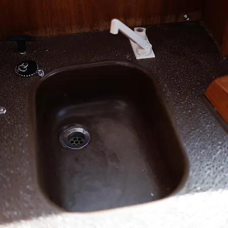 Botel Laiva Engures Osta *